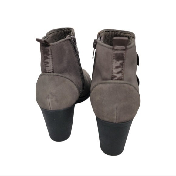 Clarks suede leather ankle boots size 6M Taupe brown Meera Yew - Picture 2 of 13